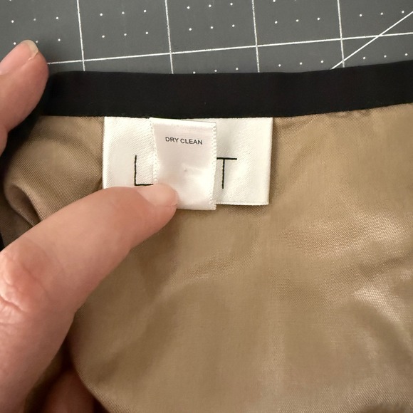 Ann Taylor‎ LOFT Black Lace Midi Skirt Womens 12 Godet Dark Romantic Whimsigoth - Picture 10 of 10